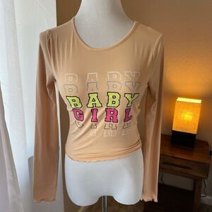 ‼️ 🆕 HEARTS COLLECTION • “Baby girl’ crop top